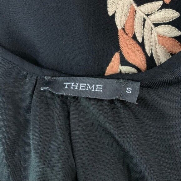 Theme Black Embroidered Boho Tunic Dress Small Floral Peasant Festival Retro - Picture 5 of 6